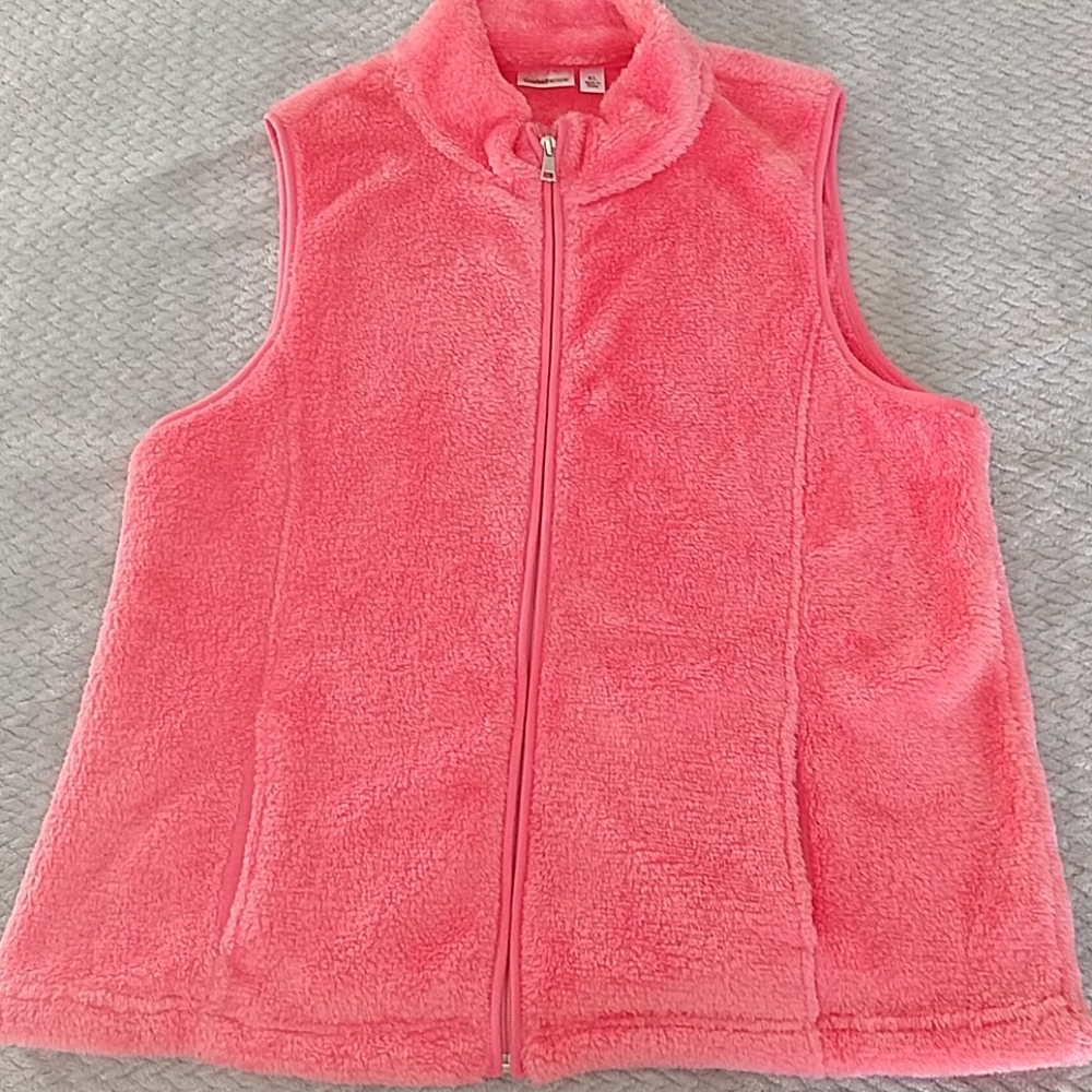 Zippered Sleeveless Sweater Vest